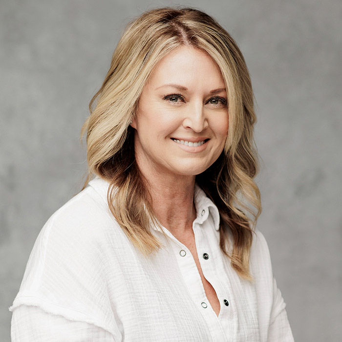 Christy Amos, Hunter Douglas Window Covering Specialist